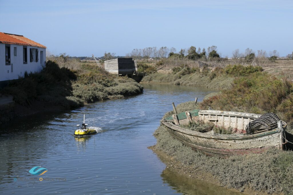 Levés bathymétriques dans les étiers de Noirmoutier avec le drone bathymétrique USV200