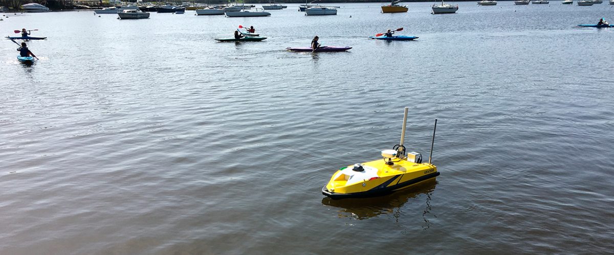 Drone de bathymétrie pour hydrographie et bathymétrie BALI USV200 monofaisceau GEOD by CADDEN
