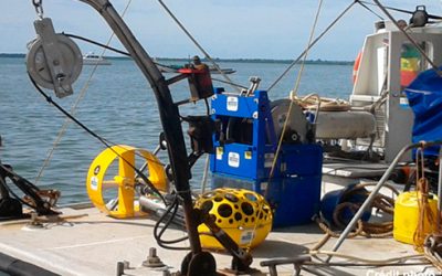 Treuil électrique de la marque AGO Environnemental en situation sur un bateau